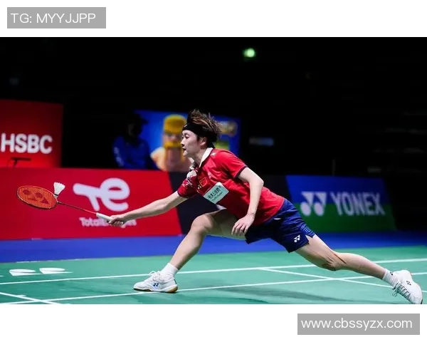 重庆羽毛球队与南京羽毛球队赛后复盘分析灵活性表现及战术对比