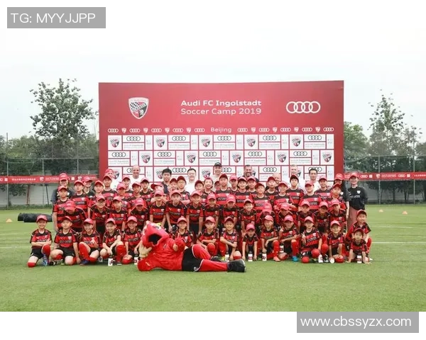 代言奥迪的足球明星们如何在绿茵场上展现品牌魅力与个人风采 代言奥迪的足球明星们如何在绿茵场上展现品牌魅力与个人风采