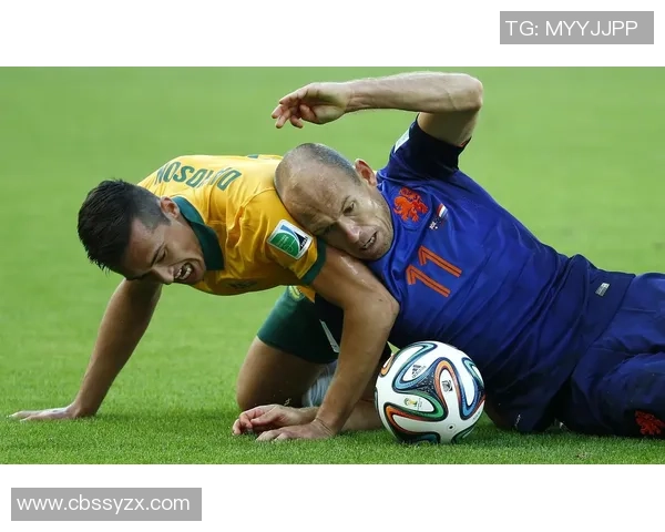 张芳的足球人生：从草地到绿茵场的深度对话与成长故事